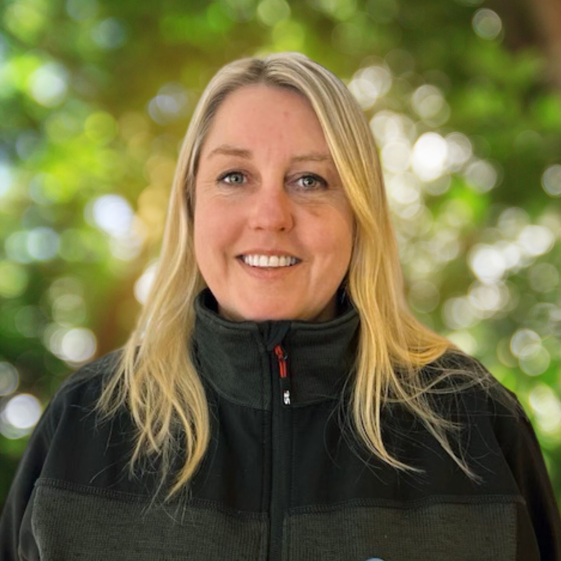 LILLIAN B. RØSKELAND